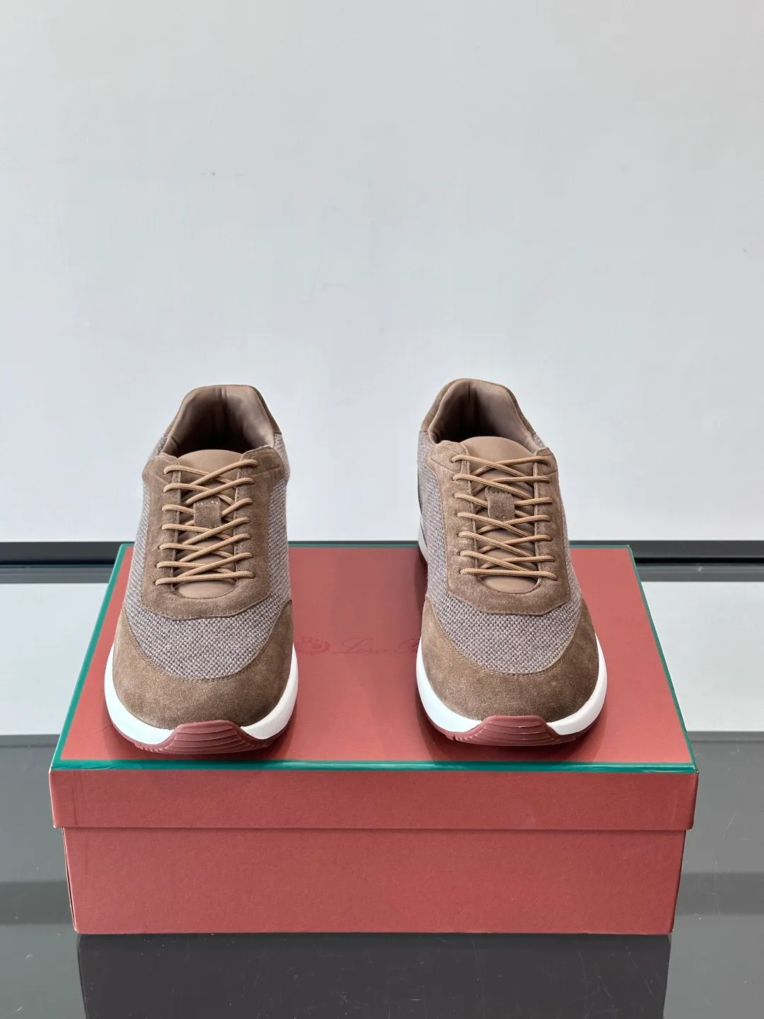 Men's men's shoes 💰p580 "Loro men's shoes 💰pian＊" Week End Walk series sports shoes, using exclusive raw materials, mesh upper + suede stitching, breathable and comfortable, rubber soles with strong grip, suitable for commuting and casual outings. Low-key high-end gray tone, versatile suit or casual wear, size: 39-44 (customized at 38.45.46)